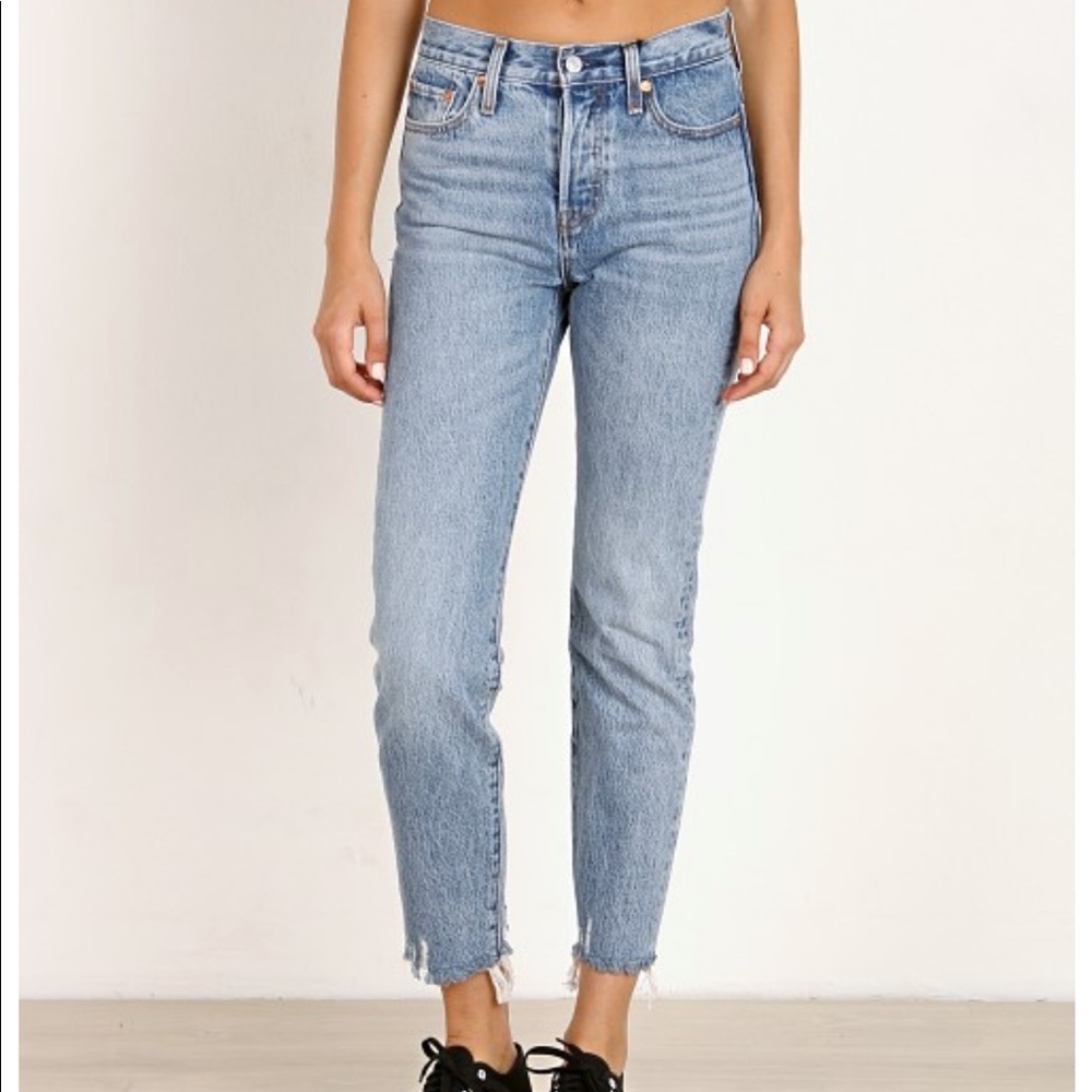 Levi’s | Wedgie Raw Hem Denim